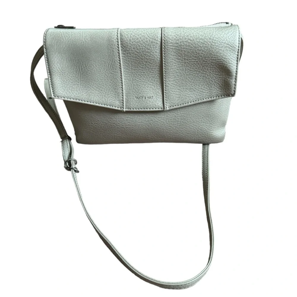 Matt & Nat Eeha Dwell Vegan Leather Adjustdbable Strap Crossbody Purse